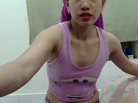 Ursexychixxx 4u online show from May 29, 11:46 pm