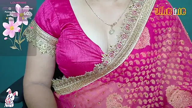 Snapshot of megHana_teLugGu chatting on September 24, 10:47 am megHana teLugGu online show from September 24, 10:47 am