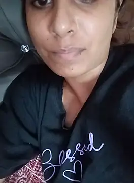 tamanna-hot online show from October 3, 6:57 pm