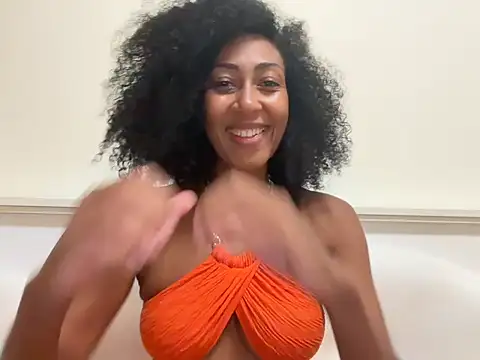 Vaylisse online show from September 20, 3:10 pm