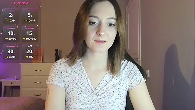 white liillyy online show from April 17, 9:50 pm