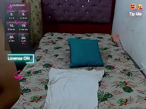 05melany online show from October 10, 1:43 am