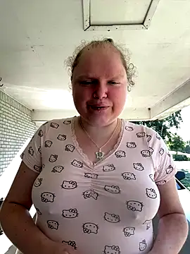 Snapshot of KadiSparkle chatting on September 26, 2:25 pm KadiSparkle online show from September 26, 2:25 pm