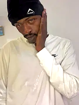 Snapshot of BBCStrongD chatting on September 18, 8:51 pm BBCStrongD online show from September 18, 8:51 pm