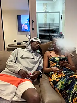 Snapshot of BBCStrongD chatting on October 24, 7:10 pm BBCStrongD online show from October 24, 7:10 pm