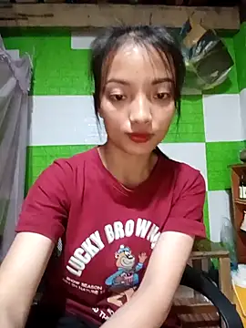 Snapshot of tdtd98 chatting on October 20, 4:54 pm tdtd98 online show from October 20, 4:54 pm