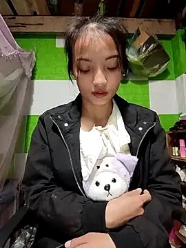 Snapshot of tdtd98 chatting on October 21, 4:55 pm tdtd98 online show from October 21, 4:55 pm