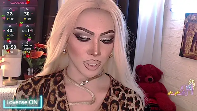 Snapshot of Your_valentina_goddess chatting on October 13, 3:20 am Your valentina goddess online show from October 13, 3:20 am