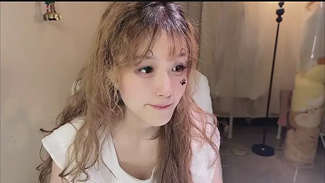 Snapshot of FuFu-puff chatting on November 1, 12:09 pm FuFu-puff online show from November 1, 12:09 pm