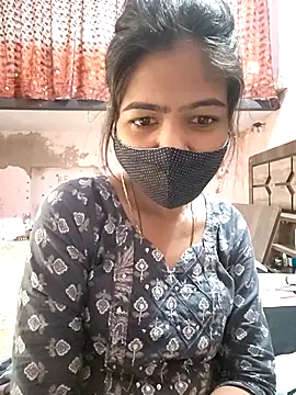 Paakhi-Singh online show from November 25, 4:14 am