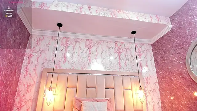 Snapshot of WILD_FIREE_ chatting on September 26, 7:33 pm WILD FIREE online show from September 26, 7:33 pm