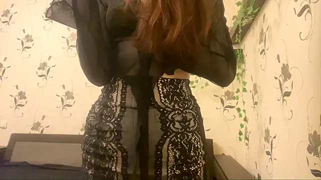 AshleyEady online show from October 31, 10:58 pm