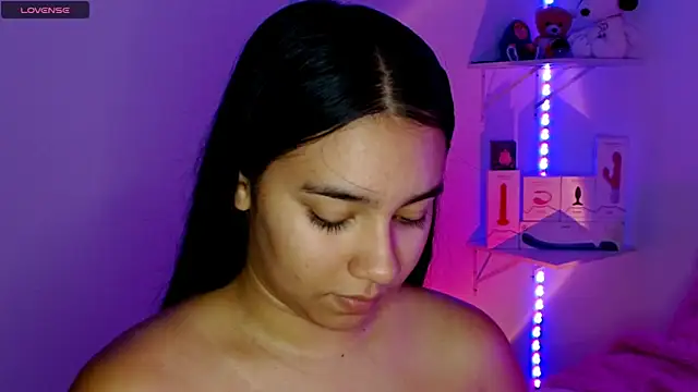 sofi rios07 online show from September 11, 3:18 am