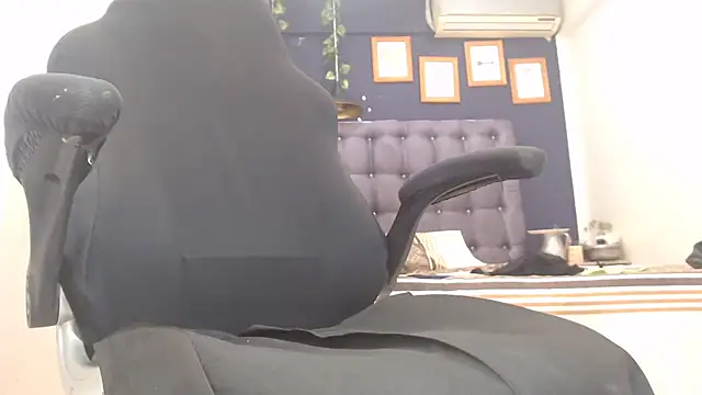 JackyHotBlack online show from February 10, 3:04 pm