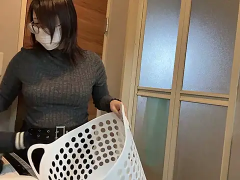 chaco  online show from November 18, 3:40 am