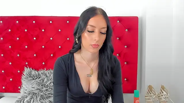 PleasureJasmine online show from September 18, 7:51 am