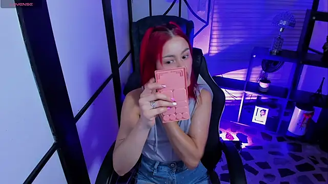 NahomiRichards  online show from September 26, 5:16 am