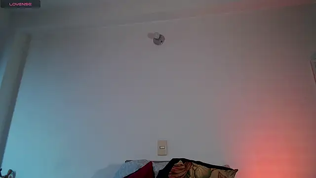 Theevae online show from January 12, 8:25 pm