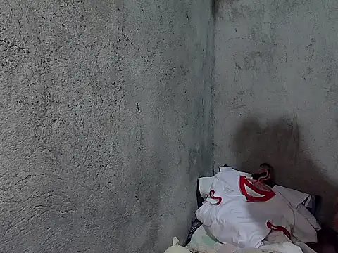 Snapshot of janelovely18 chatting on October 22, 9:09 pm janelovely18 online show from October 22, 9:09 pm