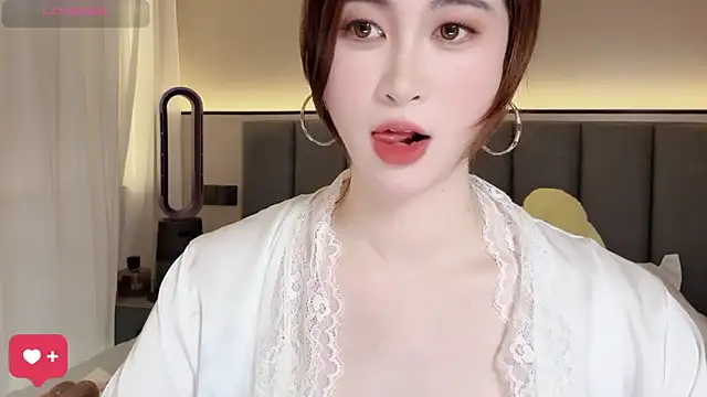 wuyueaini online show from April 19, 7:19 am