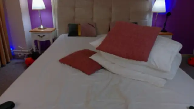 KimoraJoy online show from December 15, 11:10 pm