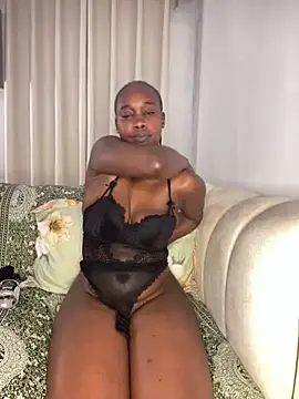 Snapshot of TinaFavourite chatting on October 19, 11:29 pm TinaFavourite online show from October 19, 11:29 pm