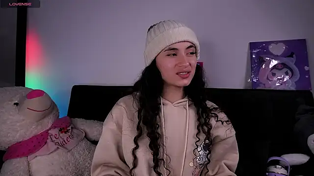 Alynn Bri  online show from July 5, 3:35 am