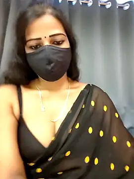 Snapshot of Misss-julli chatting on September 23, 5:38 am Misss-julli online show from September 23, 5:38 am