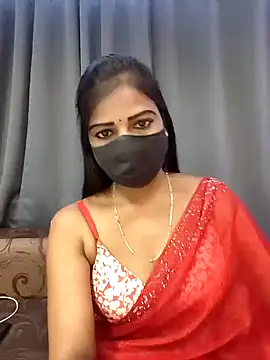 Snapshot of Misss-julli chatting on October 31, 7:12 am Misss-julli online show from October 31, 7:12 am