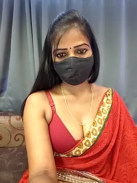 Snapshot of Misss-julli chatting on October 13, 6:49 am Misss-julli online show from October 13, 6:49 am