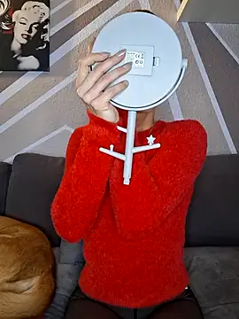 SlimBellaa online show from December 19, 7:50 pm