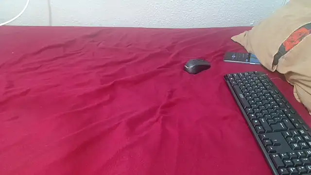 Snapshot of WETPUSSY24XX chatting on October 24, 5:53 pm WETPUSSY24XX online show from October 24, 5:53 pm