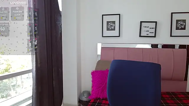 Snapshot of Lele_F_w chatting on September 10, 7:36 pm Lele F w online show from September 10, 7:36 pm