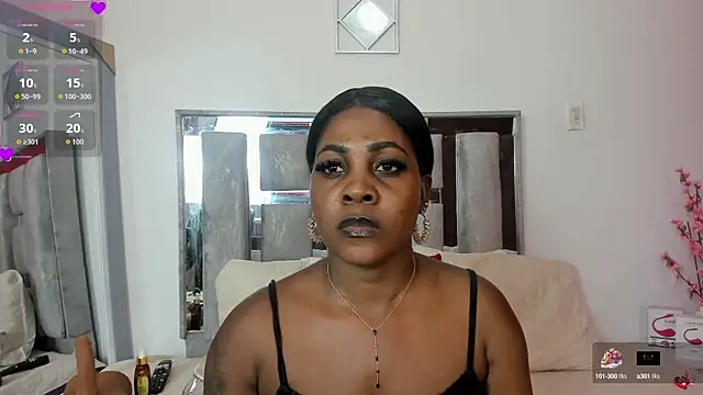 Emilly roaa online show from September 17, 8:18 pm