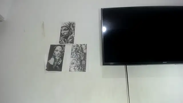Snapshot of Foxy_Lovex chatting on September 19, 1:37 am Foxy Lovex online show from September 19, 1:37 am