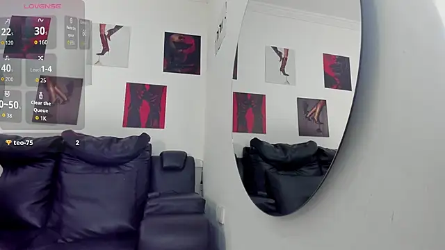 Snapshot of lycoris_19 chatting on October 17, 9:51 pm lycoris 19 online show from October 17, 9:51 pm