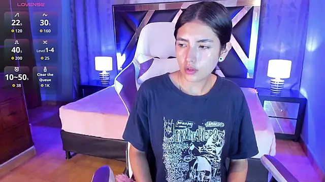 sweet-muse online show from October 22, 11:48 am