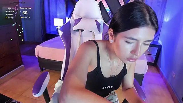 sweet-muse online show from October 28, 12:00 pm