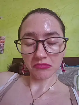 Snapshot of Linda_Hot13 chatting on September 13, 2:36 pm Linda Hot13 online show from September 13, 2:36 pm