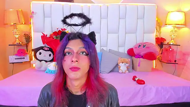 Snapshot of MilkWhore1 chatting on October 11, 3:11 am MilkWhore1 online show from October 11, 3:11 am