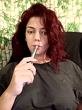 Snapshot of LadyNora chatting on October 9, 7:12 am LadyNora online show from October 9, 7:12 am