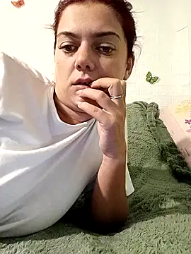 Snapshot of LadyNora chatting on October 2, 5:56 am LadyNora online show from October 2, 5:56 am