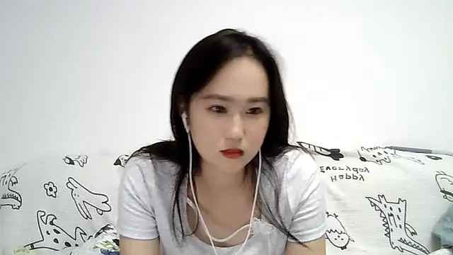 Snapshot of Belinda66 chatting on October 1, 2:44 pm Belinda66 online show from October 1, 2:44 pm