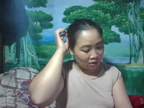 Snapshot of PhamPhung chatting on September 13, 10:34 am PhamPhung online show from September 13, 10:34 am
