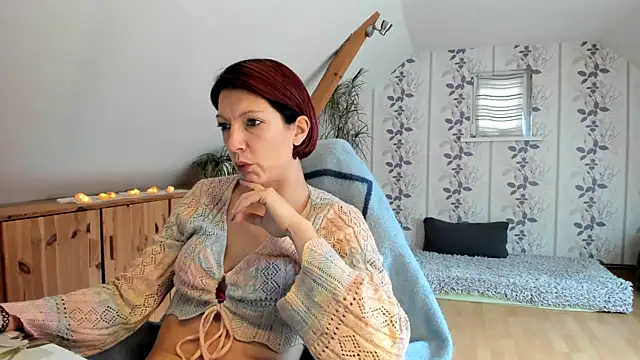 Axunamun online show from October 6, 7:25 am