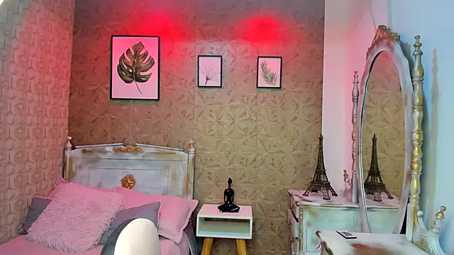 Dali collin online show from September 22, 12:58 pm