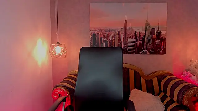 Dali collin online show from March 7, 3:08 pm