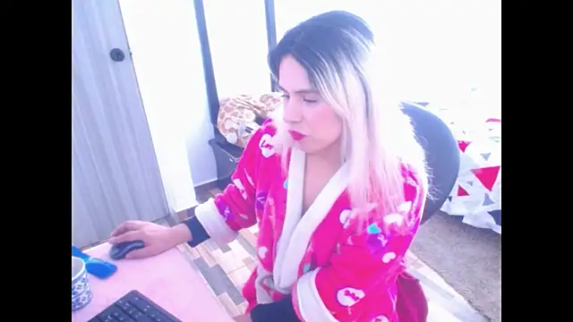 mystica 25 online show from December 18, 4:45 pm