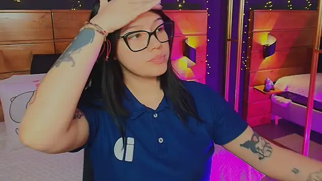 hanna kimura online show from February 4, 8:12 pm