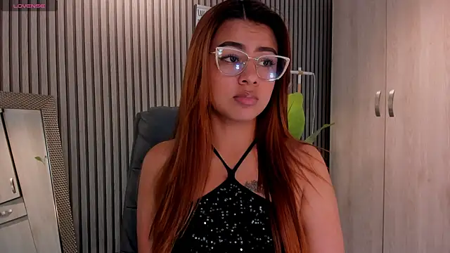 Missnaomi  online show from September 9, 6:24 am